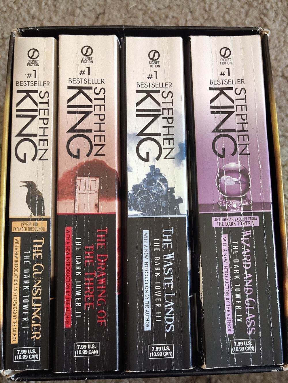 Stephen King The Dark Tower Boxed Set Soft Cover (Books 1-4) Paperback w/ Case